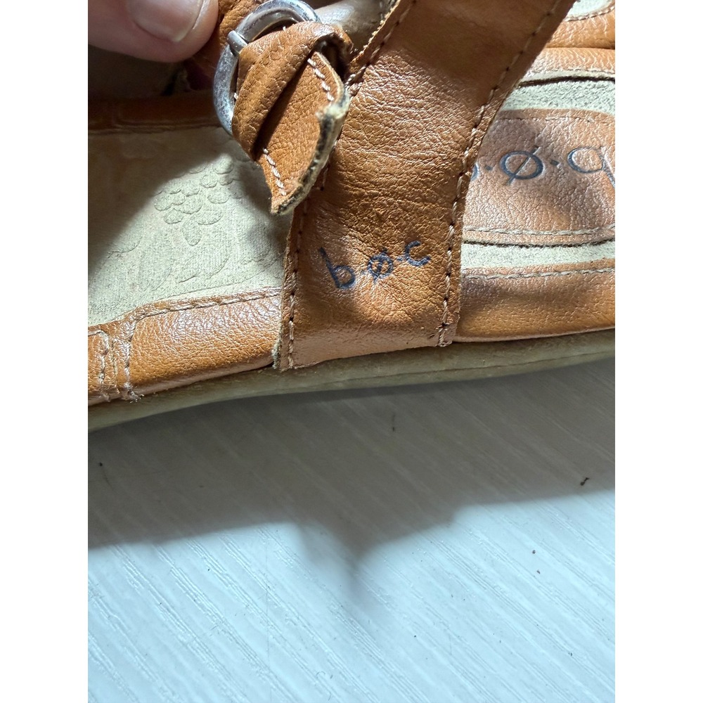 b.o.c. Born Concept Women Tan Thong Slingback Sandals Flat Buckle C76337 Size 9M - Picture 11 of 14